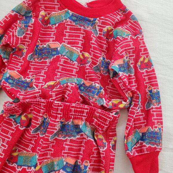 Vintage Train/Railroad 2-Piece Footed PJs 24 months/2t - Picture 2 of 6
